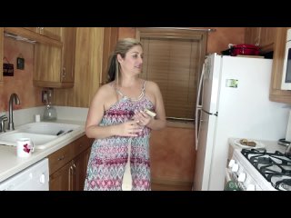 alicia silver relaxed in the kitchen big ass milf